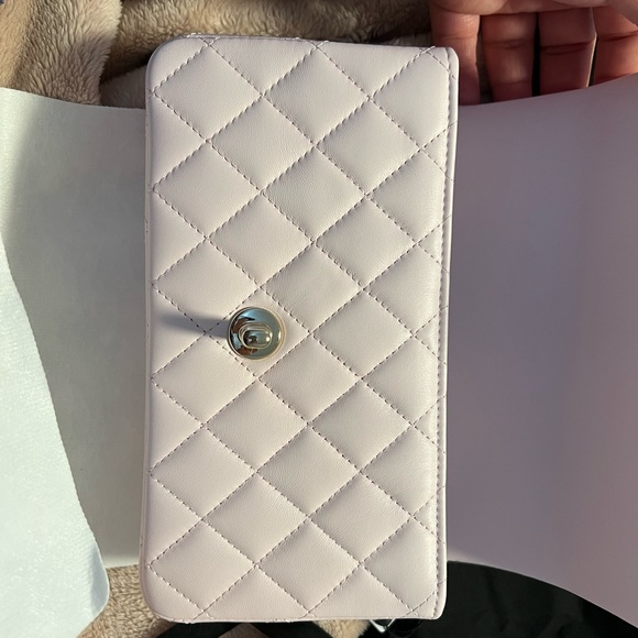 Chanel 22p mini top handle rectangular - Picture 2 of 7